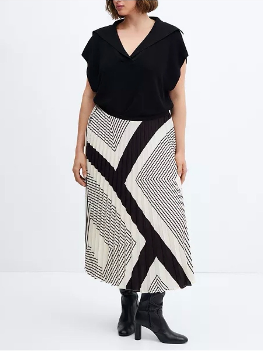 Mango Black & Cream Geometric Pleated Midi Skirt